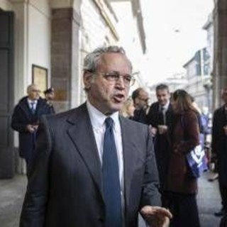 Mentana ironizza: "Fenomeni social spiegano dove andrò dopo La7" Mentana ironizza: "Fenomeni social spiegano dove andrò dopo La7"