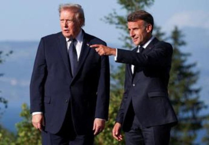 Trump sfida l'eredità di Jfk a Versailles: Macron si gioca la 'roba seria' per riconquistarlo Trump sfida l'eredità di Jfk a Versailles: Macron si gioca la 'roba seria' per riconquistarlo