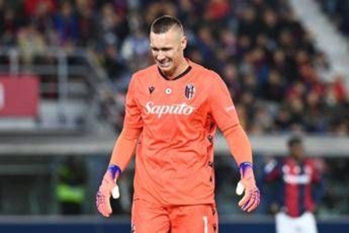 Skorupski espulso tra le proteste: cos'è successo in Genoa-Bologna