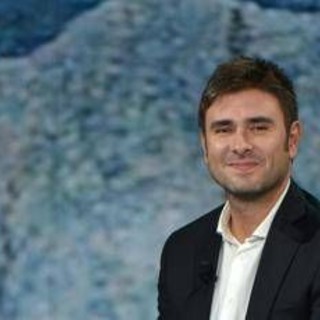 Alessandro Di Battista, rientro in Italia rinviato: l'annuncio sui social