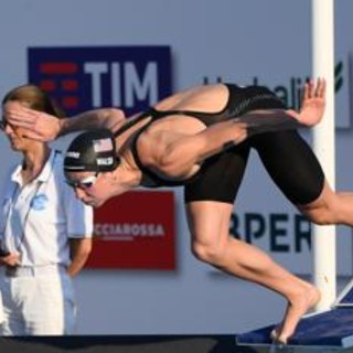 Settecolli, record del mondo nei 50 stile libero per Walsh e primato italiano per Curtis