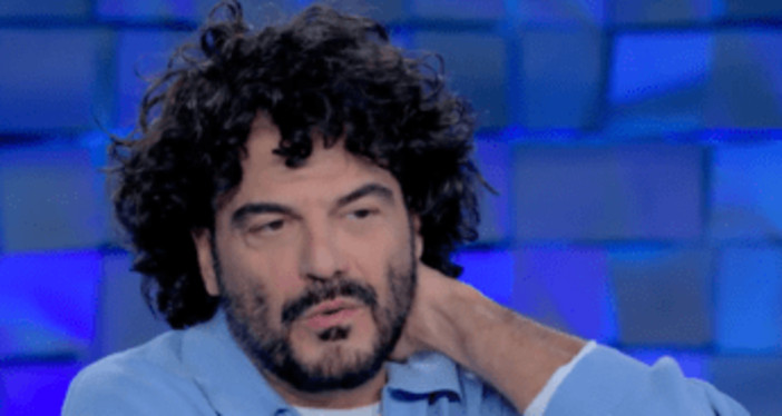 Francesco Renga su Ambra Angiolini: "Ci siamo fatti male, ma oggi siamo felici"