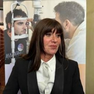 Bernini: "A studenti fragili visite oculistiche e occhiali gratuiti"