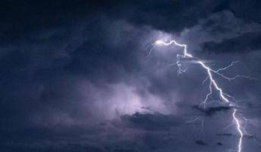 Ondata di maltempo al Sud, tre regioni in allerta arancione. Scuole chiuse a Catania