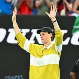 Bagni ghiacciati, partite a Fifa e passeggiate: la routine di Sinner agli Australian Open