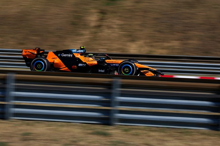 Norris vince in Ungheria davanti a Verstappen e Antonelli
