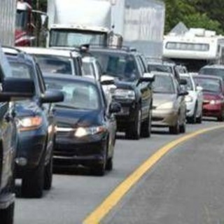 Codice della strada, stretta contro minicar truccate e ok a targhe personalizzate