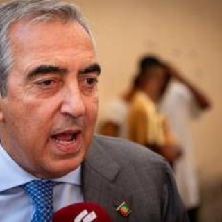 Mediaset-Corona, Forza Italia si schiera con la famiglia Berlusconi: "Solidarietà, libertà di espressione non è diffamare"