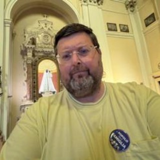 "Mi portano in carcere perché scrivo su Facebook": la denuncia di Mario Adinolfi "Mi portano in carcere perché scrivo su Facebook": la denuncia di Mario Adinolfi