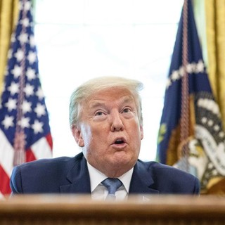 Trump “L’Iran è completamente sconfitto, vuole un accordo ma non accetterei”