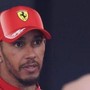Hamilton difende Vasseur: "E' la persona giusta, puntate il dito su chi è più in alto"
