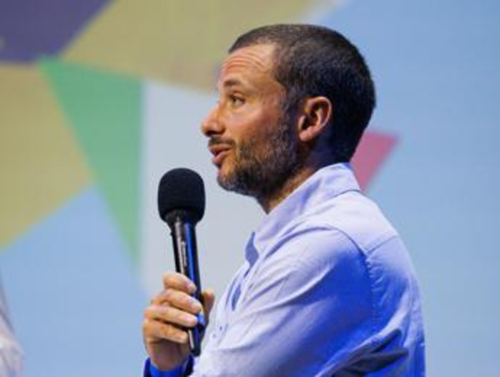 Vela, Beccaria vince la Vendée Arctique: primo italiano a riuscirci Vela, Beccaria vince la Vendée Arctique: primo italiano a riuscirci