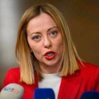 Meloni: "Priorità deve essere giungere al cessate fuoco per il rilascio degli ostaggi"