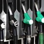 Caro Carburanti, 10 consigli per risparmiare al distributore di benzina