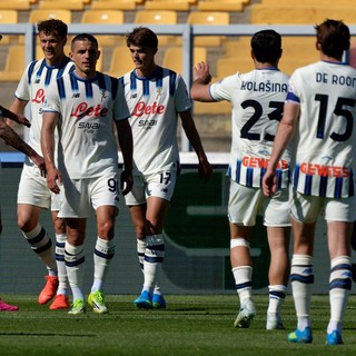L’Atalanta vince a Lecce e accorcia su Como e Roma