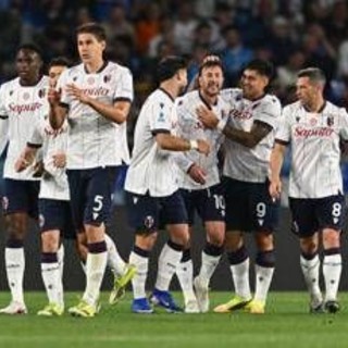 Napoli-Bologna 0-2, Orsolini raddoppia su rigore (con Var) e gli azzurri protestano: cos'è successo