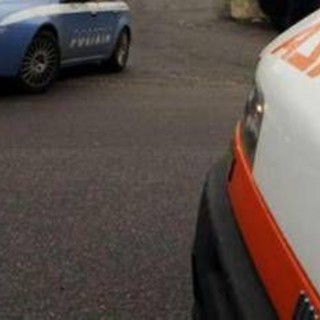 Tir travolge due operai sull'autostrada, un morto e un ferito grave Tir travolge due operai sull'autostrada, un morto e un ferito grave