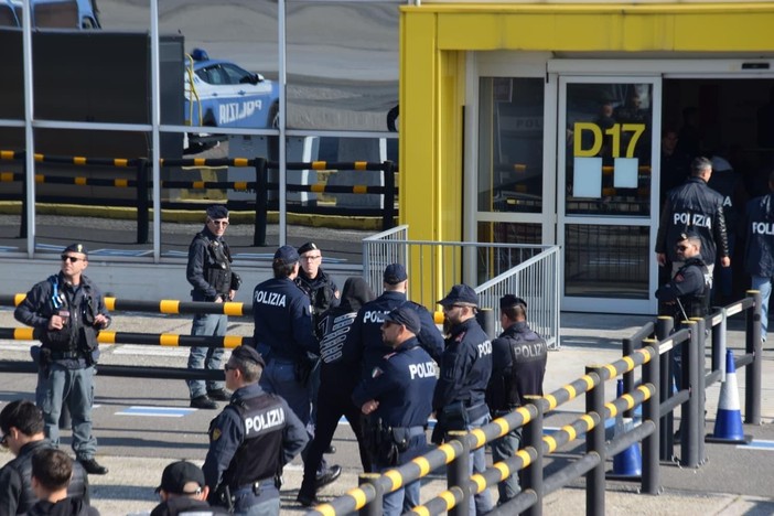 Contrasto all’immigrazione irregolare, rimpatriati 28 stranieri