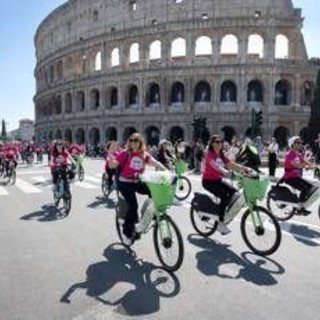 'Bicinrosa' torna a Roma, sport e prevenzione contro il cancro al seno 'Bicinrosa' torna a Roma, sport e prevenzione contro il cancro al seno
