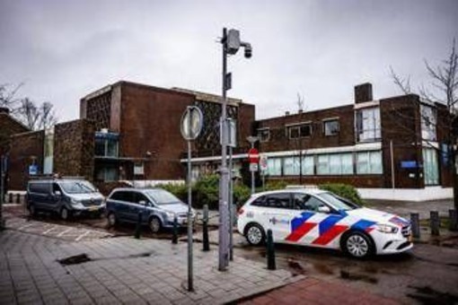 Paesi Bassi, esplode ordigno fuori da sinagoga a Rotterdam: 4 arresti