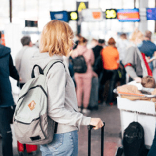 Osservatorio Durex: "Il 58% dei giovani sottovaluta rischio di infezioni da rapporti non protetti" Osservatorio Durex: "Il 58% dei giovani sottovaluta rischio di infezioni da rapporti non protetti"