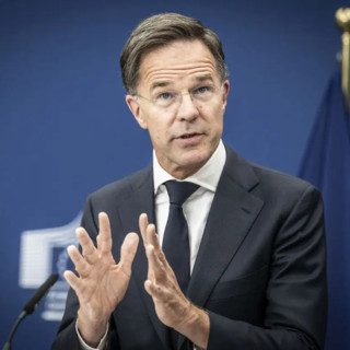 Ucraina, Rutte “La nostra unità non è in discussione, sostegno chiaro a Kiev”
