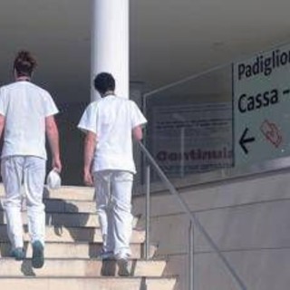 Infermieri introvabili, si cercano all'estero: boom di arrivi da Tunisia, India e Paraguay﻿