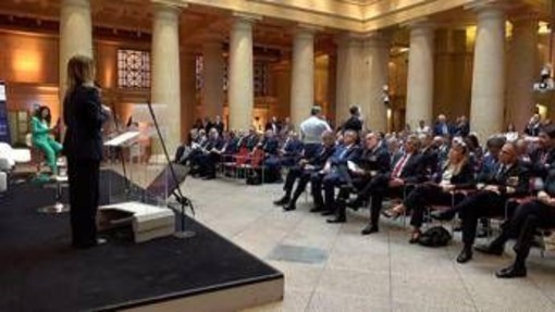 Porti, Crosetto ad Assiterminal: "Sicurezza mari coincide con sicurezza economica e strategica della Nazione'