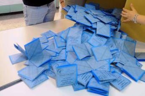Elezioni amministrative 2026, seggi aperti oggi dalle 7 alle 15. Ieri l'affluenza al 46,31%