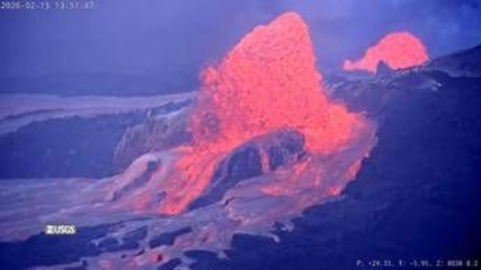 Erutta vulcano Kilauea: fontane di lava alte fino a 250 metri Erutta vulcano Kilauea: fontane di lava alte fino a 250 metri