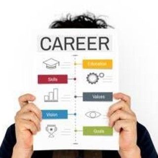 Curricula sempre più redatti con intelligenza artificiale, boom di strafalcioni