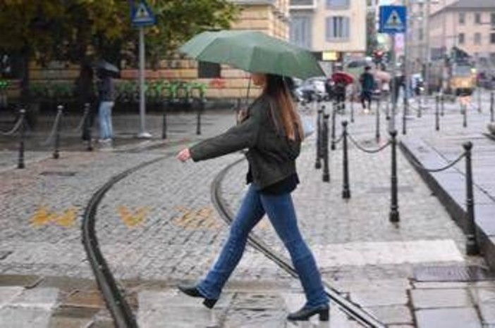 Maltempo senza tregua sull'Italia, attenzione agli effetti su umore e fisico