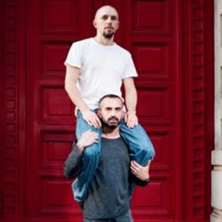 Moschino, Loris Messina e Simone Rizzo sono i nuovi direttori creativi Moschino, Loris Messina e Simone Rizzo sono i nuovi direttori creativi
