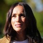 Buckingham Palace mette i paletti a Meghan e Harry: "Qualsiasi iniziativa a titolo personale" Buckingham Palace mette i paletti a Meghan e Harry: "Qualsiasi iniziativa a titolo personale"