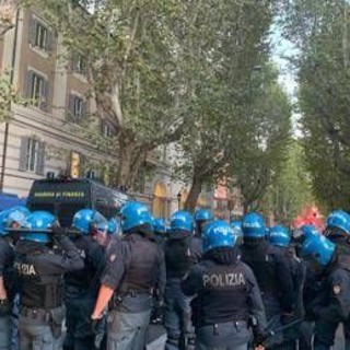 Cronista Adnkronos minacciata durante corteo pro Pal a Roma: la solidarietà della politica