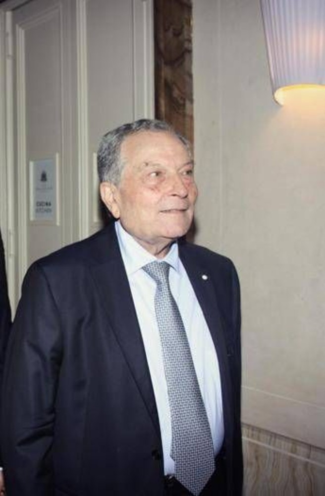 Addio a Francesco Tomasello, Sinch: "Neurochirurgo di eccellenza, profondo cordoglio"