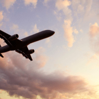 Voli a rischio? Aeroporti quasi a secco, cosa succede se Hormuz non riapre a breve Voli a rischio? Aeroporti quasi a secco, cosa succede se Hormuz non riapre a breve