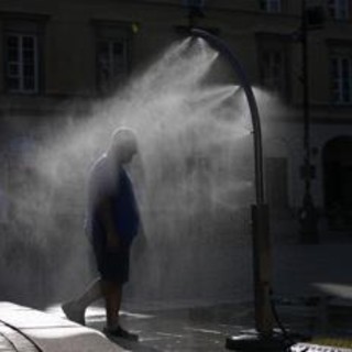Europa nella morsa del caldo, in Francia circa mille morti in più rispetto alla norma. In Germania la notte più calda di sempre