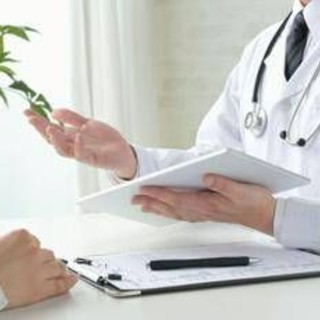 Aborto: Ass. Coscioni,"Solo 2 Regioni applicano le linee del ministero per quello farmacologico"