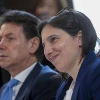 Campo largo, Conte risponde a Schlein: "Si va alle primarie, non c'è alternativa"