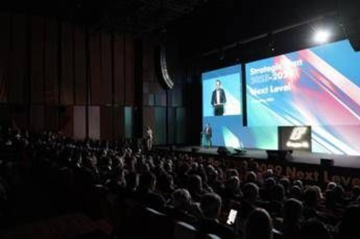 Fs, nel 2025 18 mld investiti, 241 mezzi consegnati e 35 mila treni riportati in orario Fs, nel 2025 18 mld investiti, 241 mezzi consegnati e 35 mila treni riportati in orario