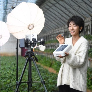 Cina, e-commerce in crescita nei primi due mesi dell’anno