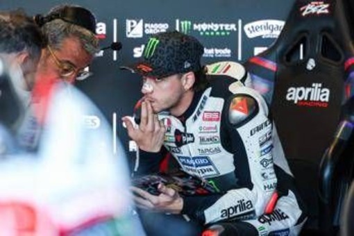 MotoGp, Bezzecchi conquista il podio in Giappone e confessa: "Ho avuto un lutto..." MotoGp, Bezzecchi conquista il podio in Giappone e confessa: "Ho avuto un lutto..."