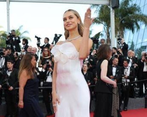 Sinner, Laila Hasanovic impara l'italiano: "Come si dice 'andiamo a cena'?" Sinner, Laila Hasanovic impara l'italiano: "Come si dice 'andiamo a cena'?"