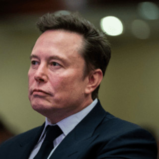 Ucraina, Musk spegne Starlink e ferma i droni di Kiev: "Decisione di Trump"