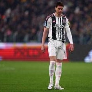 Juve, non c'è pace per Vlahovic: nuovo infortunio per l'attaccante