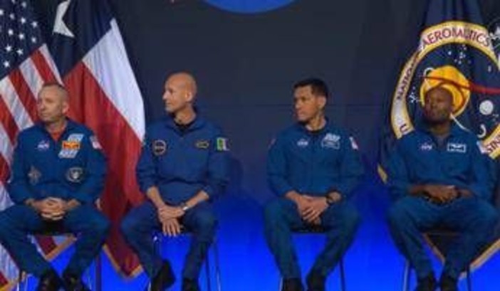 Nasa annuncia astronauti missione Artemis III, c’è anche Luca Parmitano
